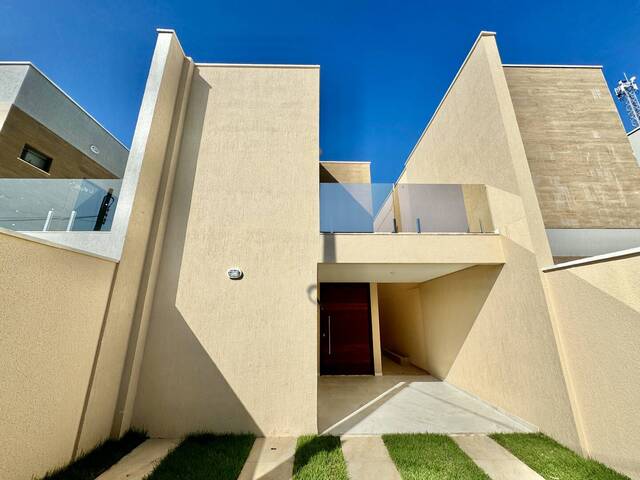 #44 - Casa para Venda em Fortaleza - CE