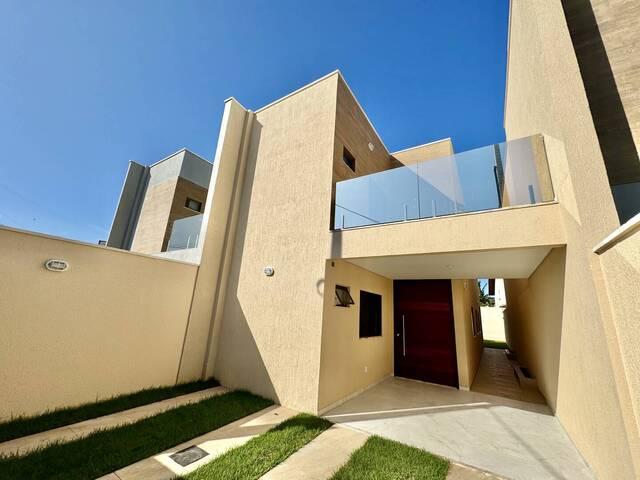 #44 - Casa para Venda em Fortaleza - CE
