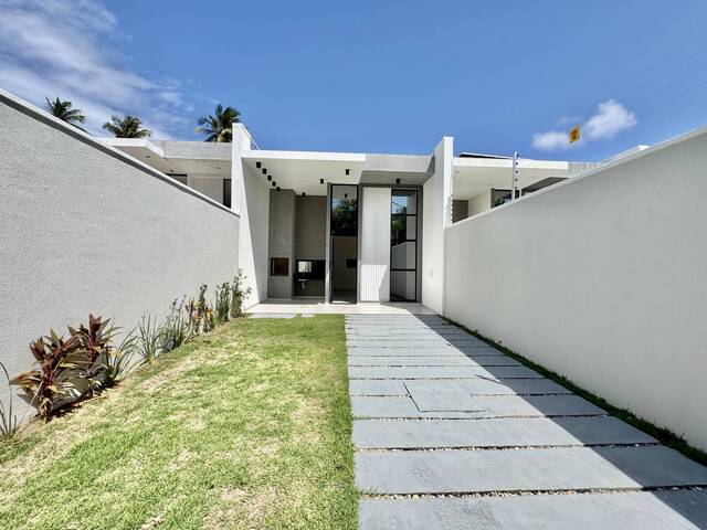 #63 - Casa para Venda em Eusébio - CE