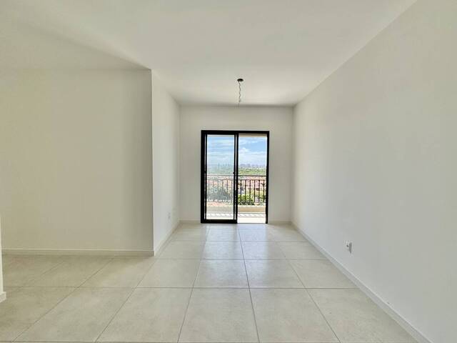 #66 - Apartamento para Venda em Fortaleza - CE