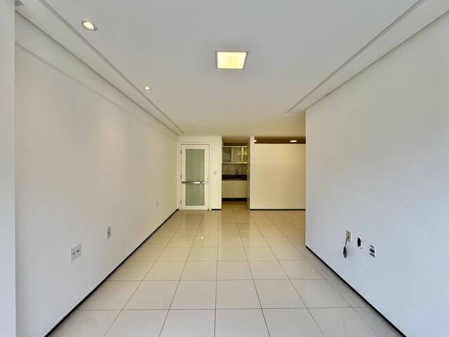 #69 - Apartamento para Venda em Fortaleza - CE