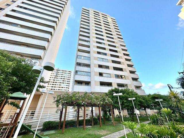 #80 - Apartamento para Venda em Fortaleza - CE