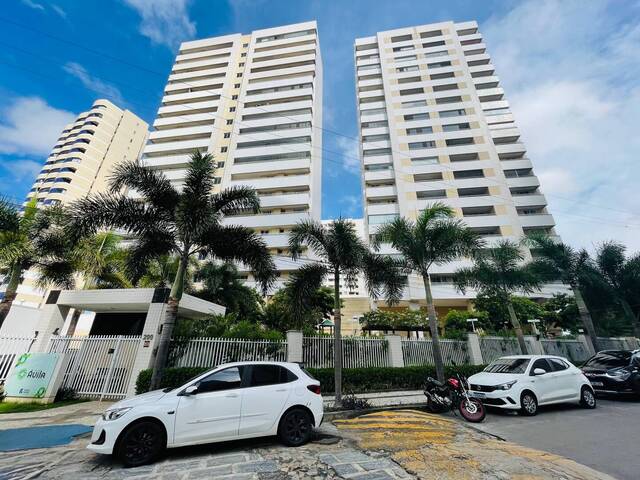 #100 - Apartamento para Venda em Fortaleza - CE