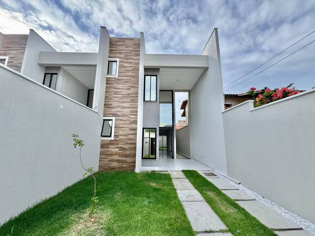 #102 - Casa para Venda em Fortaleza - CE