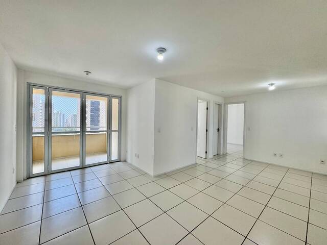 #123 - Apartamento para Venda em Fortaleza - CE