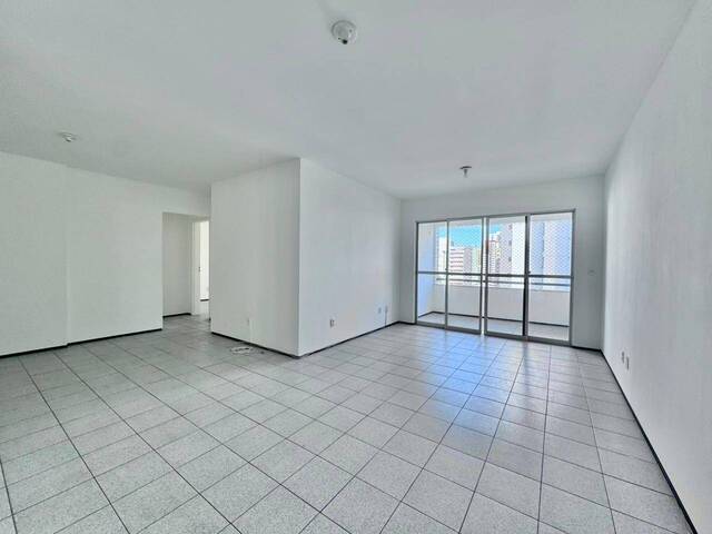 #151 - Apartamento para Venda em Fortaleza - CE