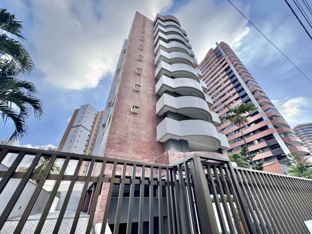 #154 - Apartamento para Venda em Fortaleza - CE