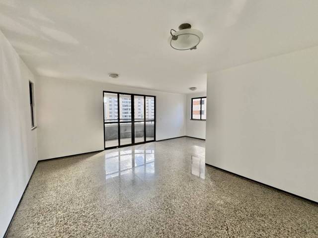 #154 - Apartamento para Venda em Fortaleza - CE