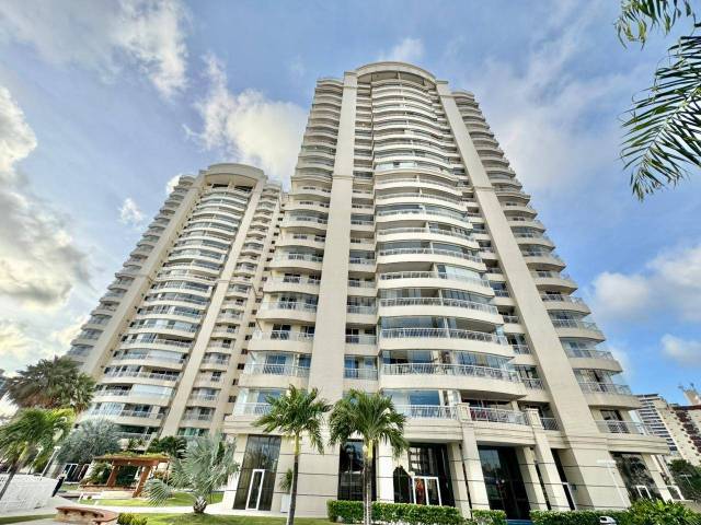 #165 - Apartamento para Venda em Fortaleza - CE
